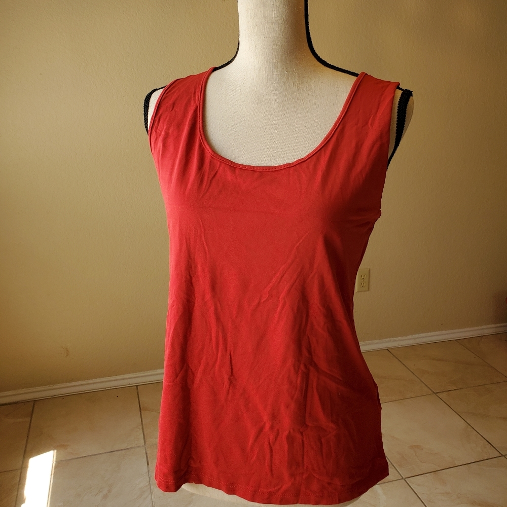 Red Sleeveless Top